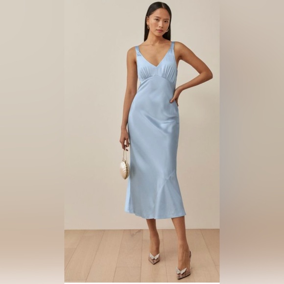 Reformation Dresses & Skirts - Reformation- Daytona Silk Dress - size 00s